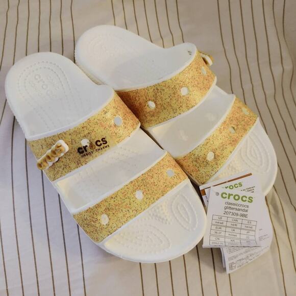 Crocs Sandals Women's Size 6 Classic Gold and Orange Glitter Unisex New With Tag - Picture 2 of 4